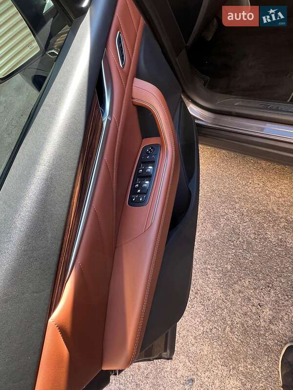 Внедорожник / Кроссовер Maserati Levante 2021 в Киеве