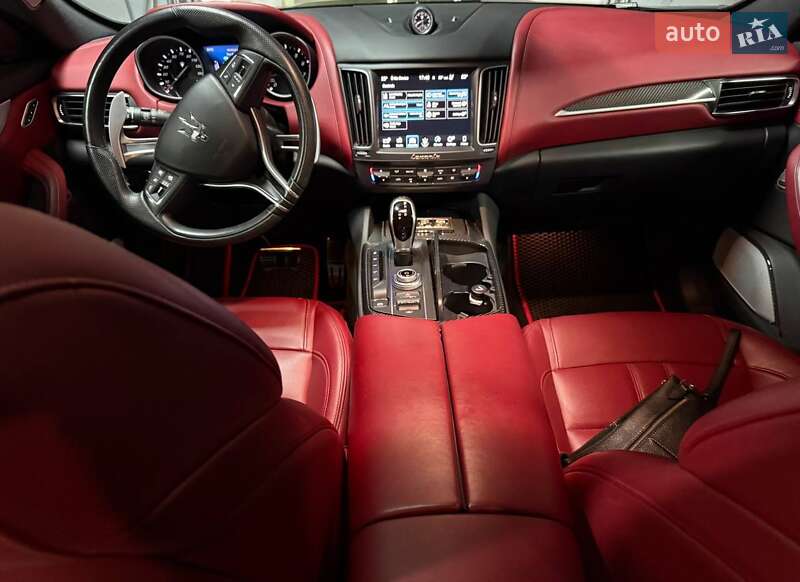 Внедорожник / Кроссовер Maserati Levante 2018 в Днепре фото 5 Внедорожник / Кроссовер Maserati Levante 2018 в Днепре