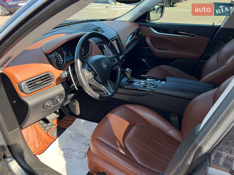 Внедорожник / Кроссовер Maserati Levante 2019 в Житомире