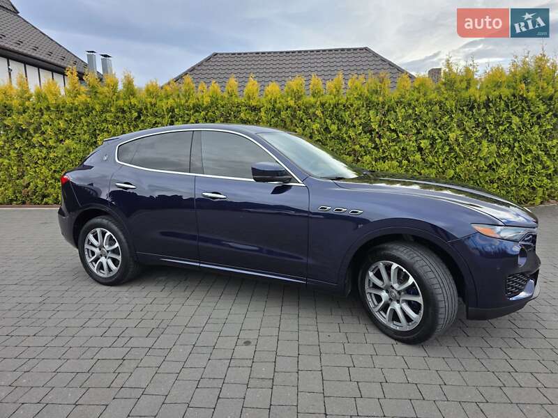 Позашляховик / Кросовер Maserati Levante 2018 в Львові