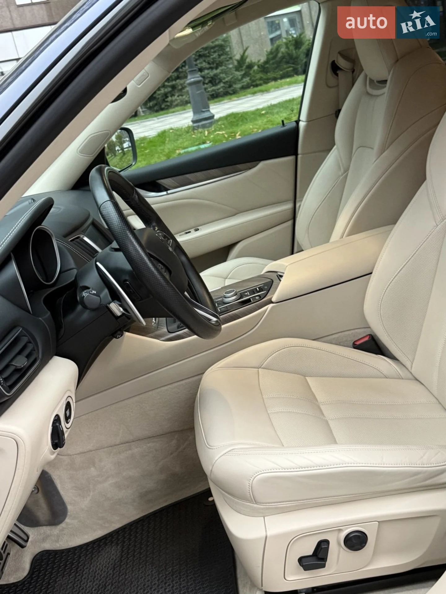 2019 Maserati Levante - мініатюра 13