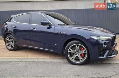 Позашляховик / Кросовер Maserati Levante 2018 в Києві