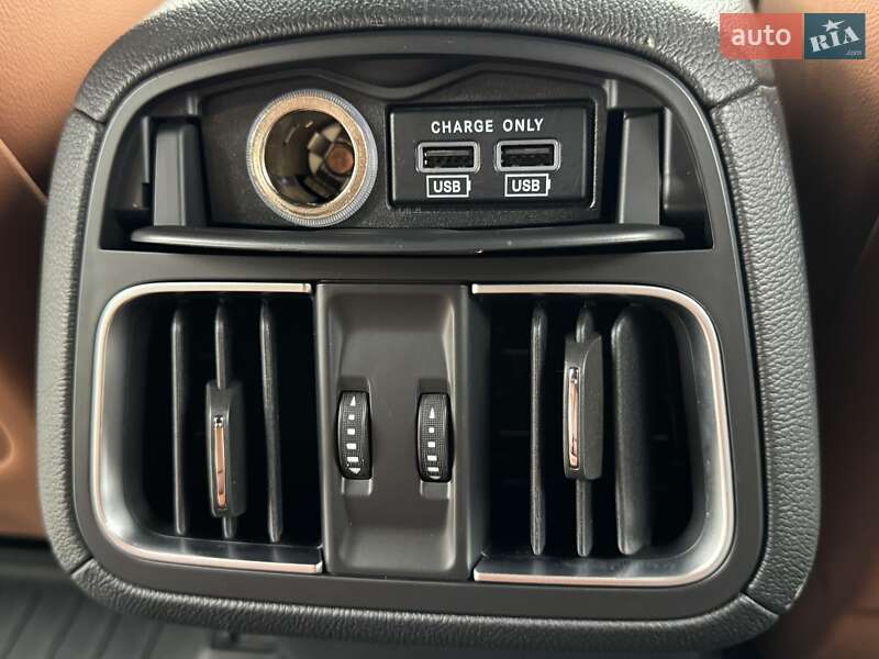 Позашляховик / Кросовер Maserati Levante 2017 в Києві