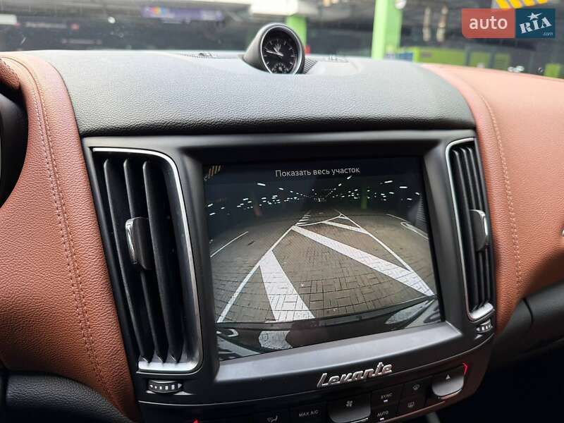 Внедорожник / Кроссовер Maserati Levante 2018 в Киеве