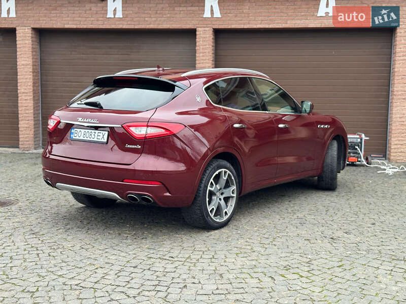 Внедорожник / Кроссовер Maserati Levante 2016 в Киеве фото 7 Внедорожник / Кроссовер Maserati Levante 2016 в Киеве