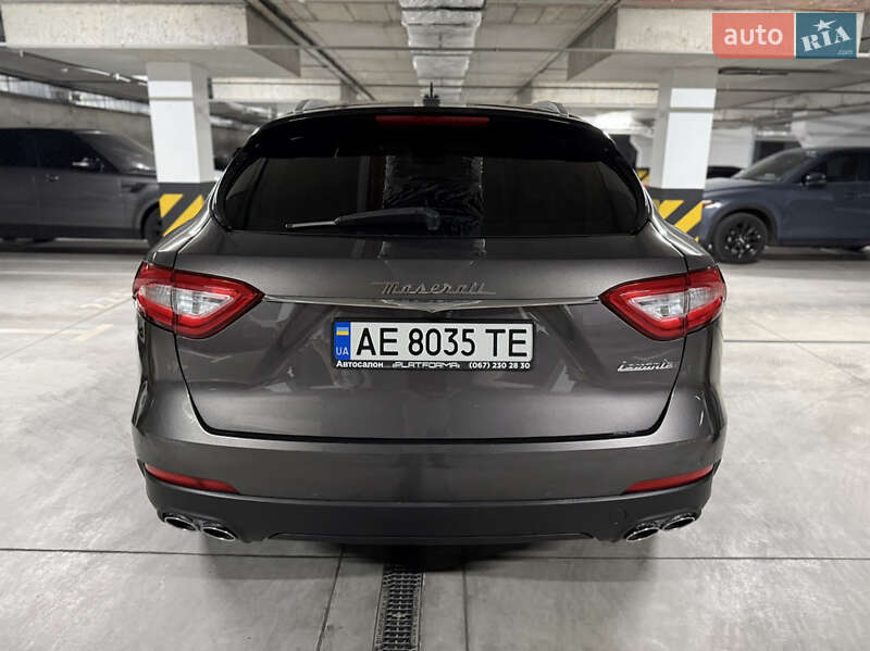 Внедорожник / Кроссовер Maserati Levante 2016 в Днепре