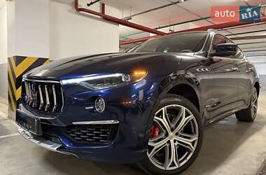 Позашляховик / Кросовер Maserati Levante 2019 в Києві