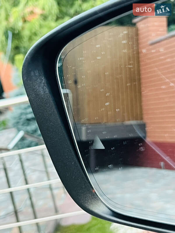 Внедорожник / Кроссовер Maserati Levante 2017 в Ровно фото 22 Внедорожник / Кроссовер Maserati Levante 2017 в Ровно