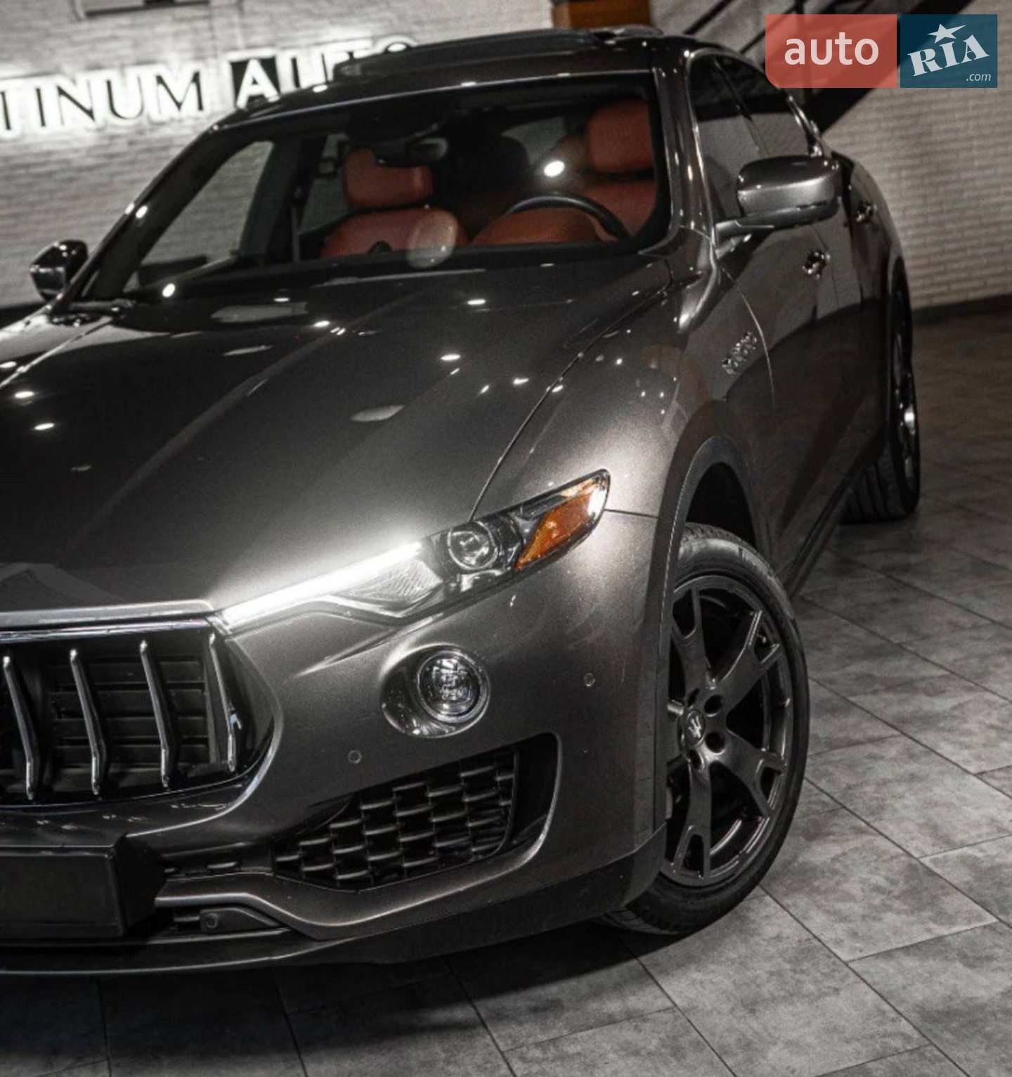 2017 Maserati Levante - мініатюра 2