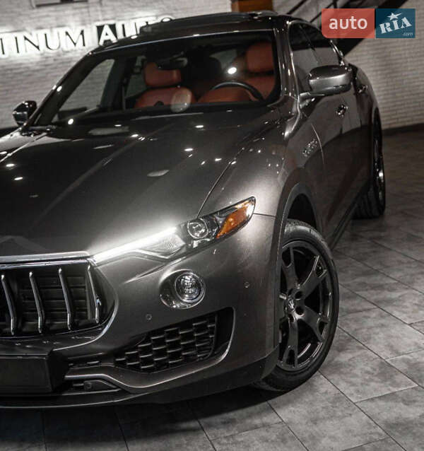 Внедорожник / Кроссовер Maserati Levante 2017 в Одессе