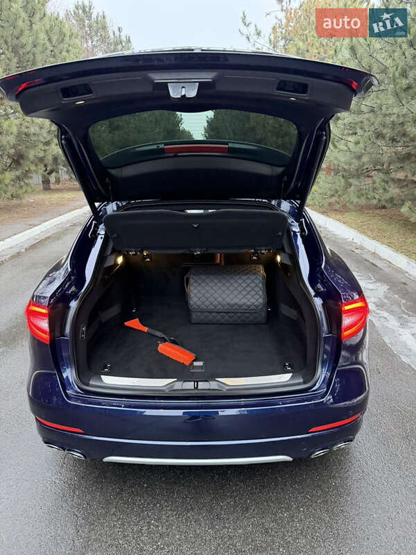 Внедорожник / Кроссовер Maserati Levante 2018 в Днепре фото 38 Внедорожник / Кроссовер Maserati Levante 2018 в Днепре