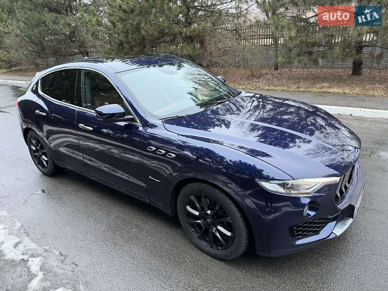 Внедорожник / Кроссовер Maserati Levante 2018 в Днепре фото 43 Внедорожник / Кроссовер Maserati Levante 2018 в Днепре
