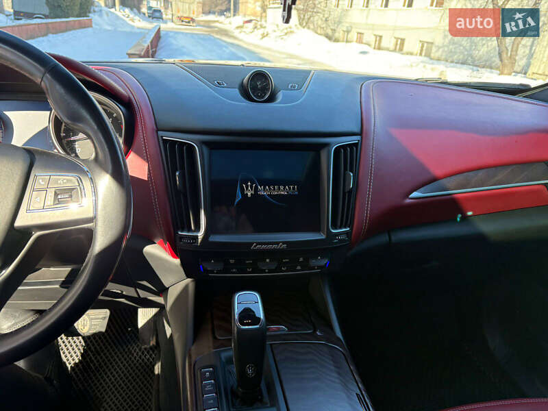 Внедорожник / Кроссовер Maserati Levante 2018 в Тернополе фото 3 Внедорожник / Кроссовер Maserati Levante 2018 в Тернополе