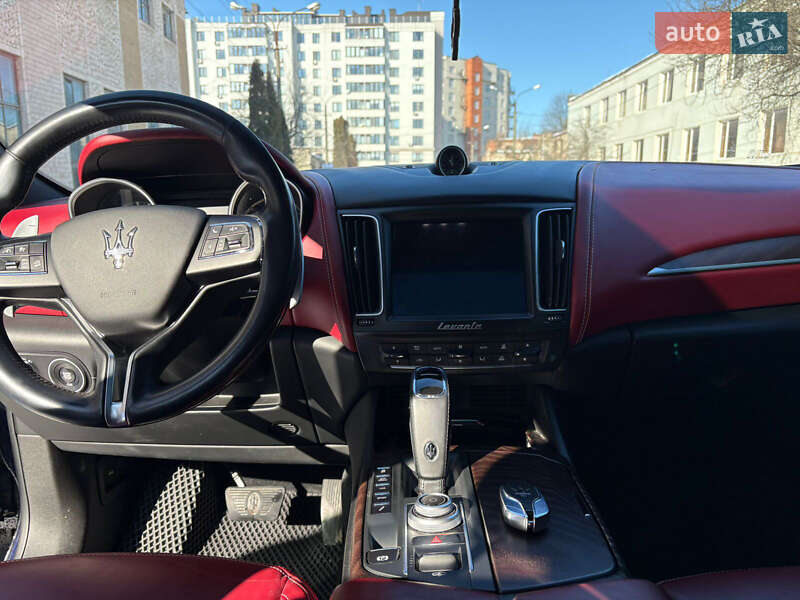Внедорожник / Кроссовер Maserati Levante 2018 в Тернополе фото 11 Внедорожник / Кроссовер Maserati Levante 2018 в Тернополе