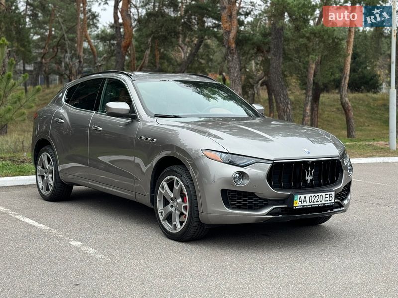 Позашляховик / Кросовер Maserati Levante 2017 в Києві