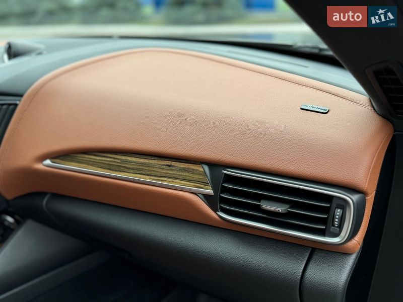 Позашляховик / Кросовер Maserati Levante 2017 в Києві