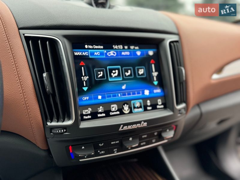 Позашляховик / Кросовер Maserati Levante 2017 в Києві