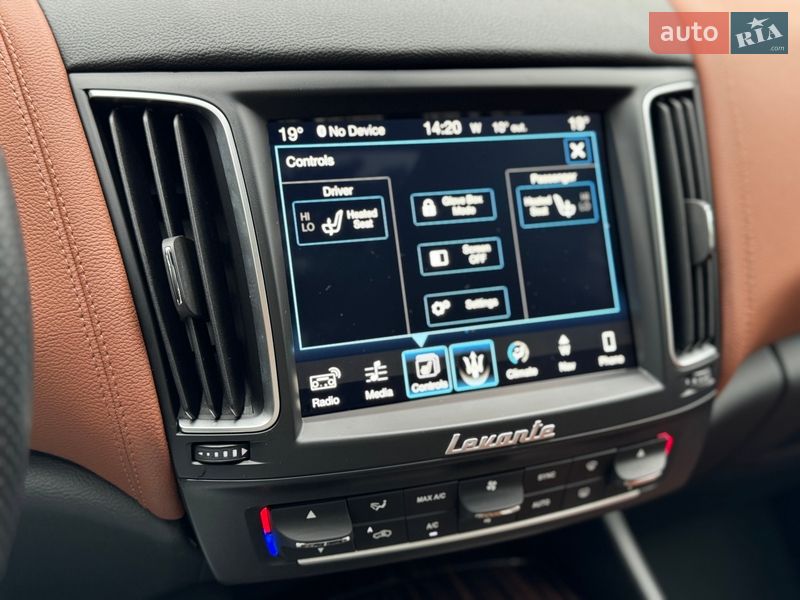 Позашляховик / Кросовер Maserati Levante 2017 в Києві