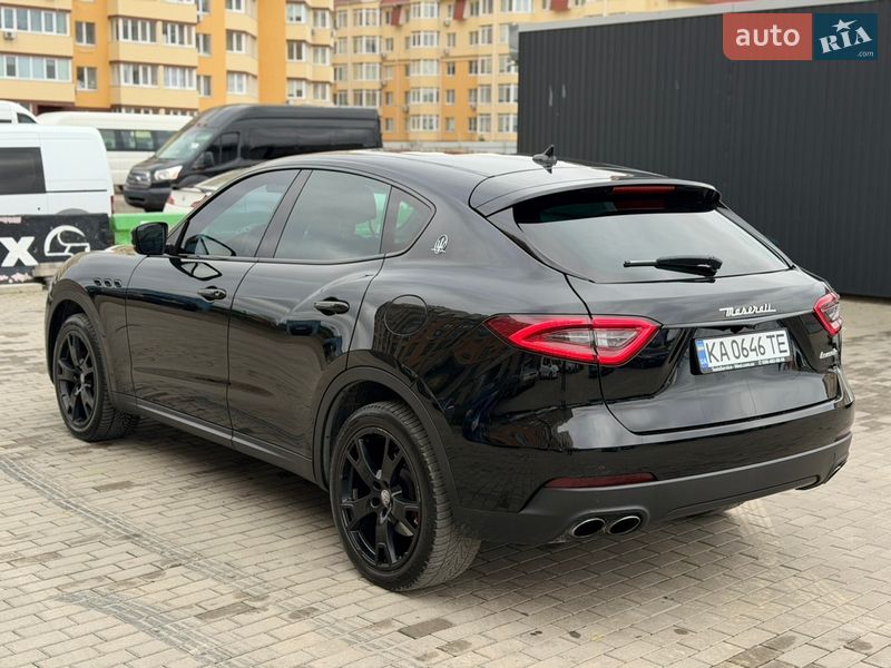 Внедорожник / Кроссовер Maserati Levante 2016 в Киеве фото 13 Внедорожник / Кроссовер Maserati Levante 2016 в Киеве