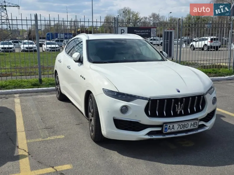 Maserati Levante 2021