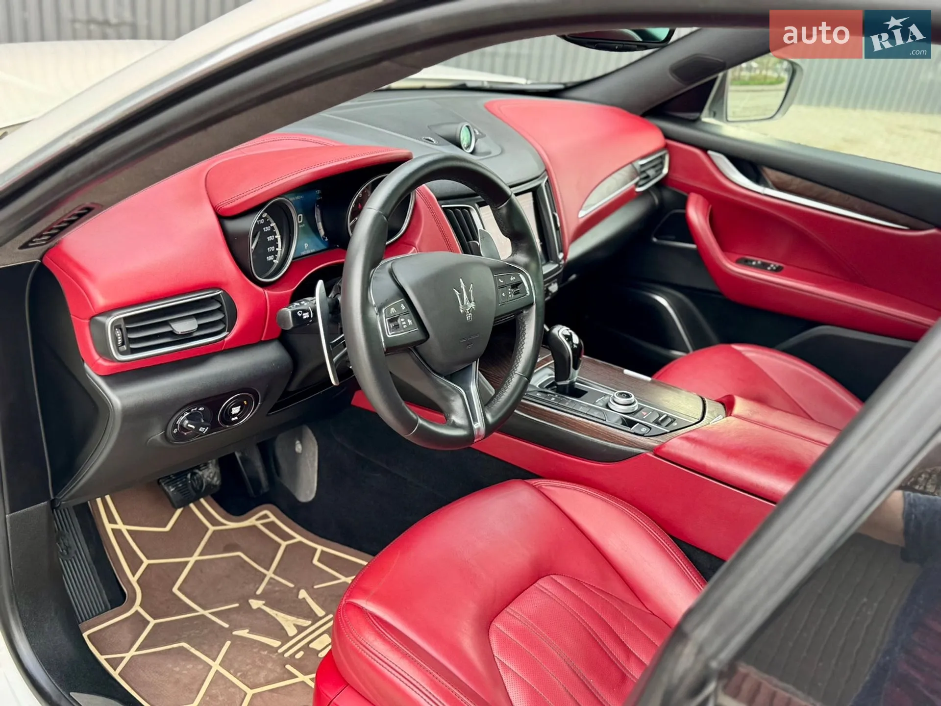 2017 Maserati Levante - мініатюра 30