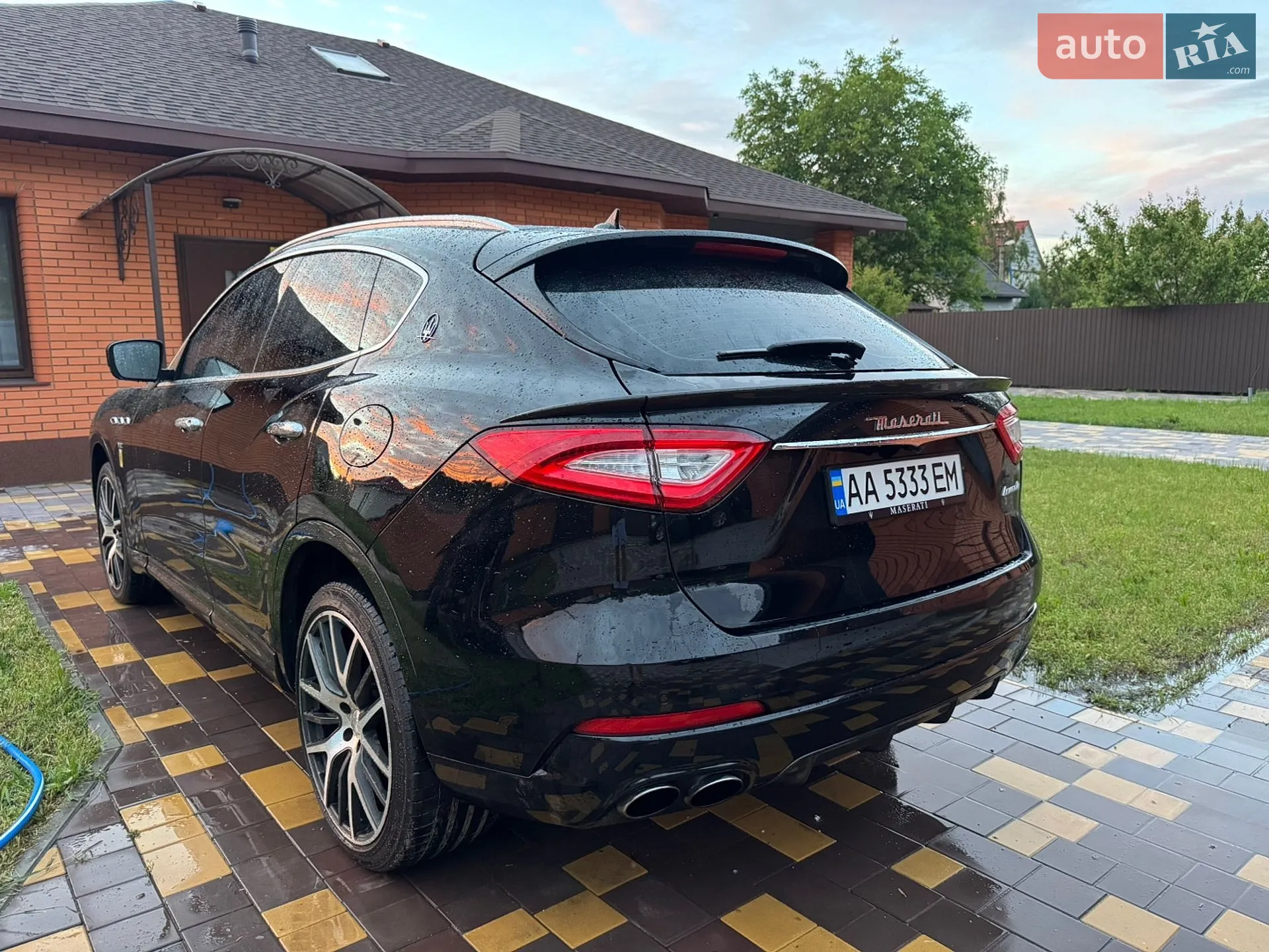 2016 Maserati Levante - мініатюра 15