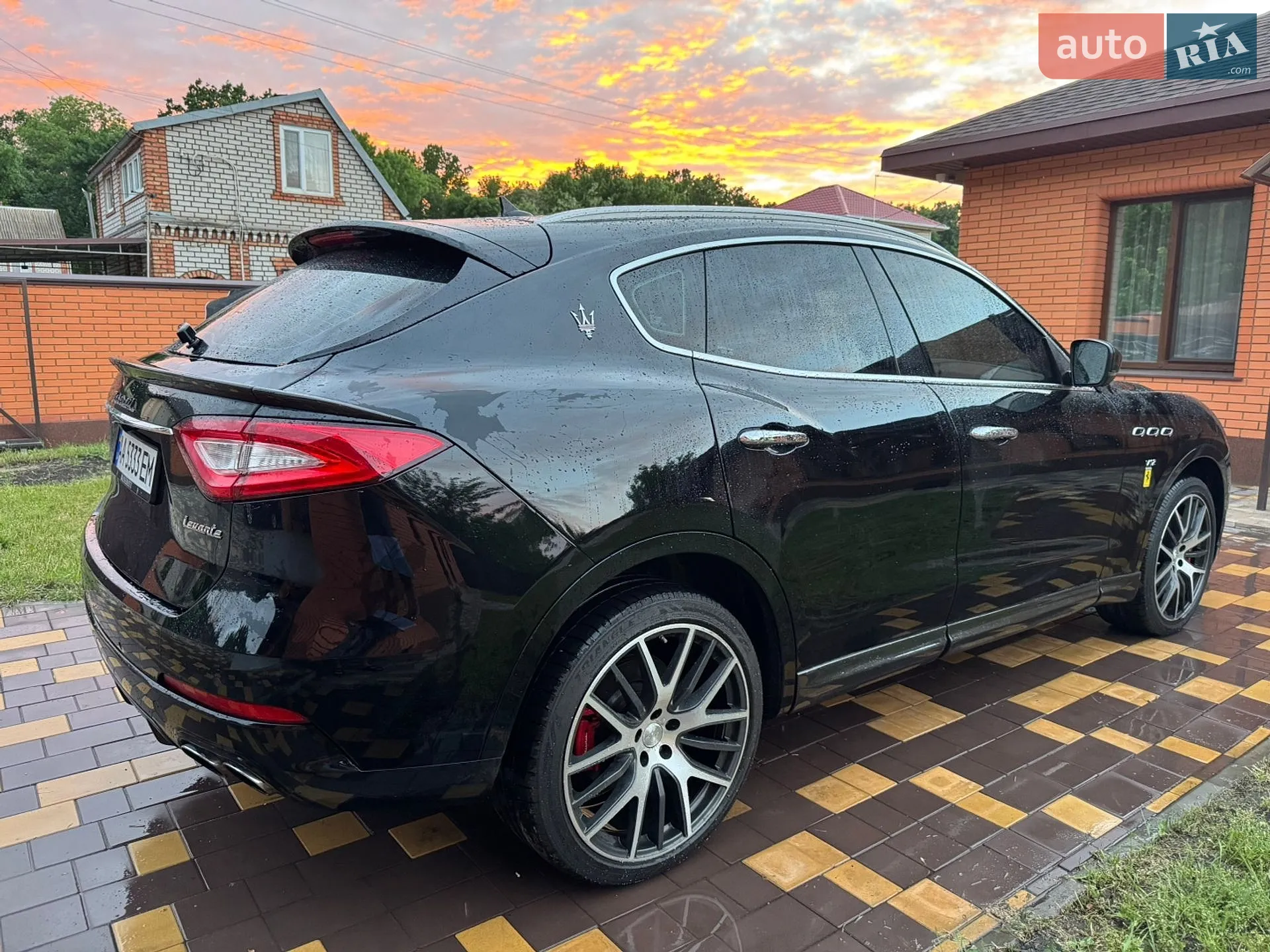 2016 Maserati Levante - мініатюра 10