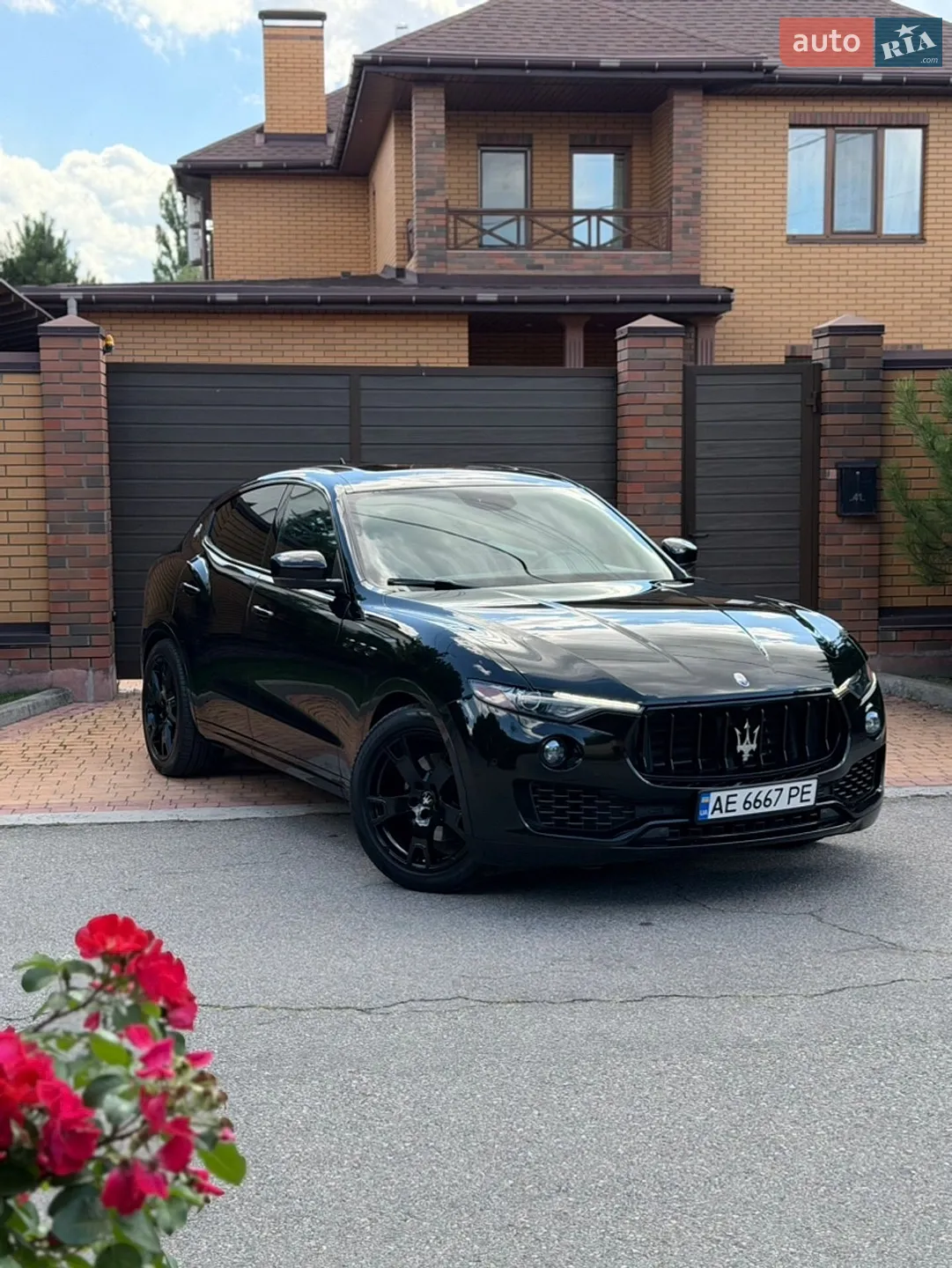 2018 Maserati Levante - фото 1