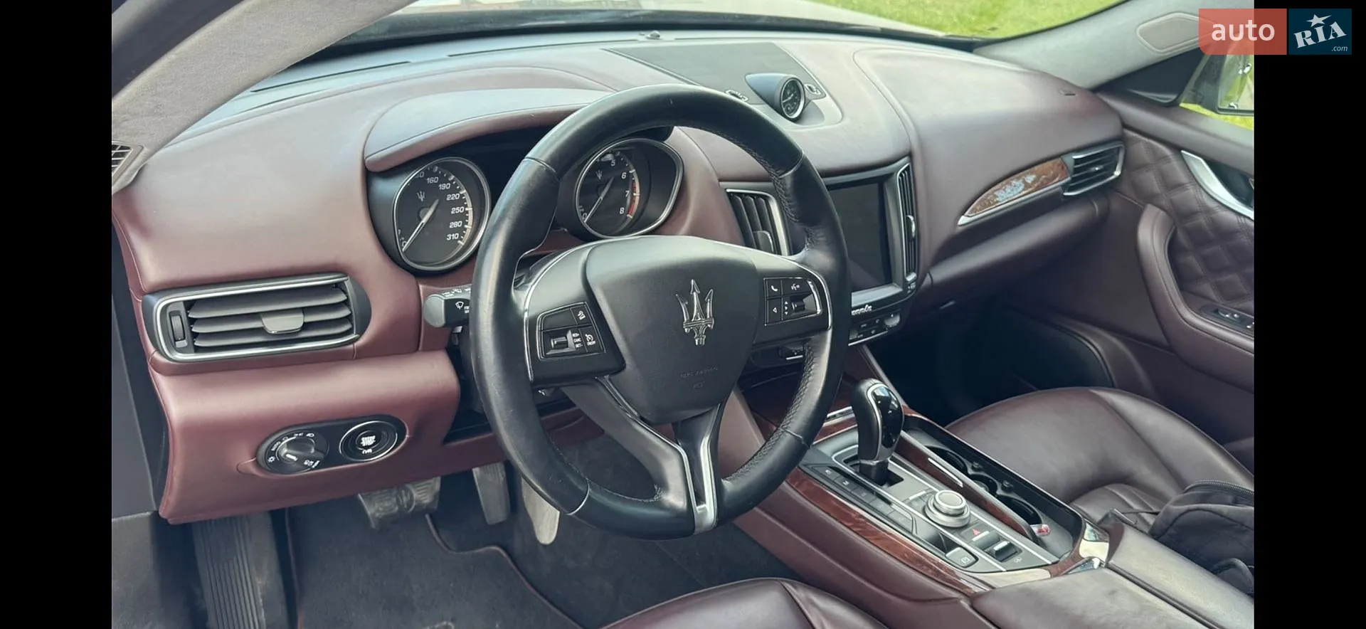 2017 Maserati Levante - мініатюра 16