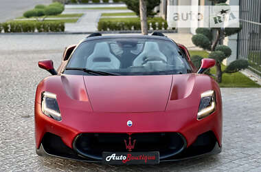 Родстер Maserati MC20 2023 в 