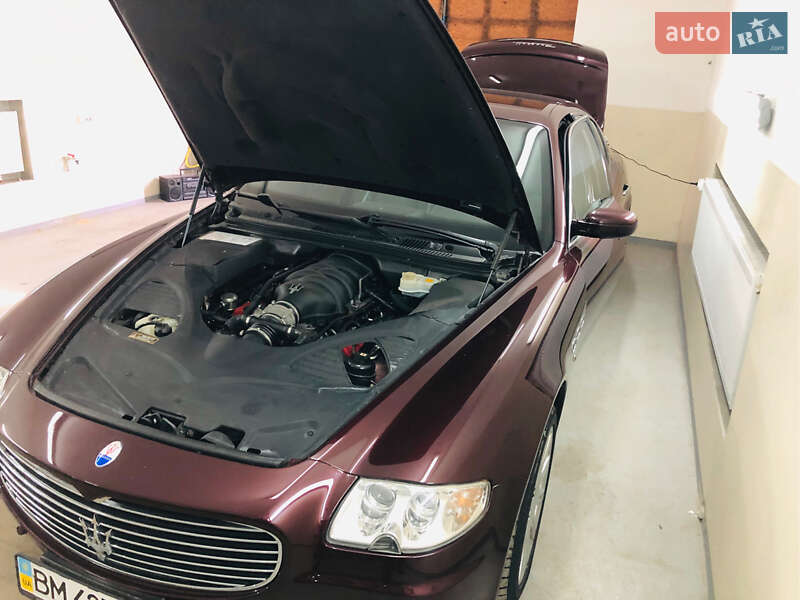 Седан Maserati Quattroporte 2006 в Сумах