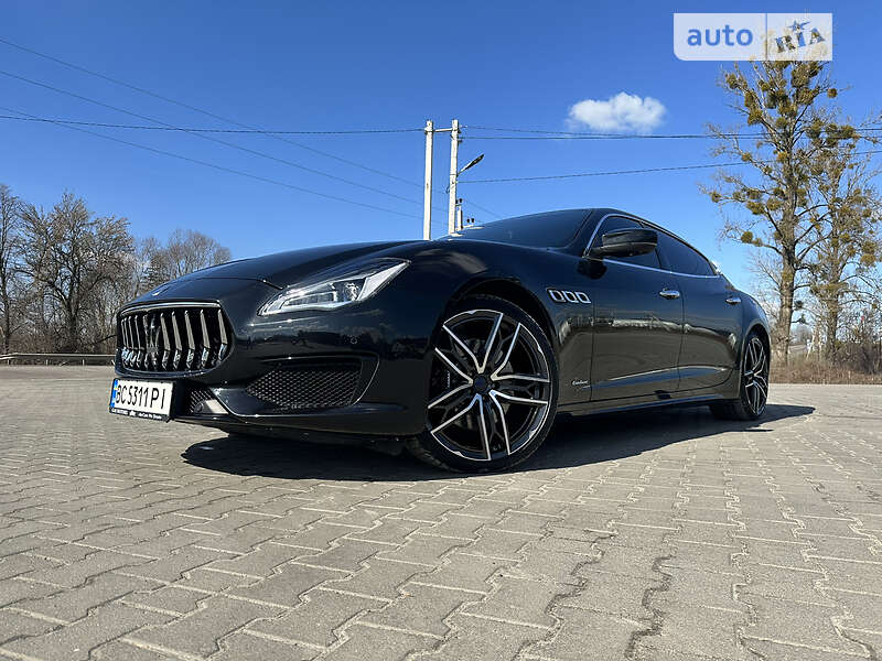 Седан Maserati Quattroporte 2017 в Львові
