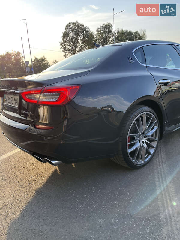 Седан Maserati Quattroporte 2013 в Киеве