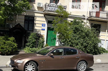 Седан Maserati Quattroporte 2006 в Києві