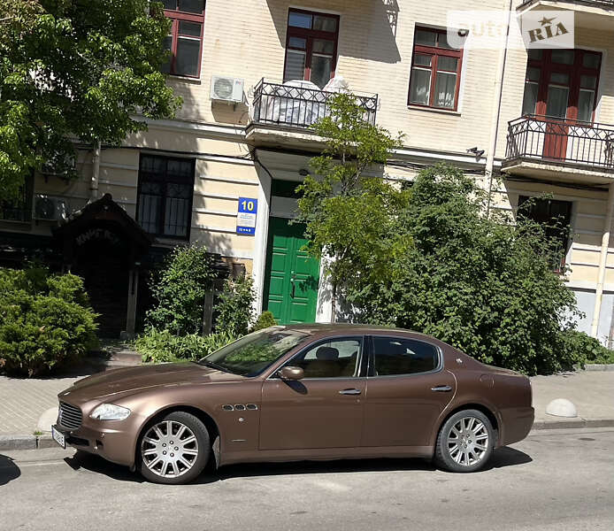 Седан Maserati Quattroporte 2006 в Киеве