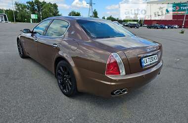 Седан Maserati Quattroporte 2006 в Києві