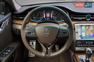 Седан Maserati Quattroporte 2014 в Львові