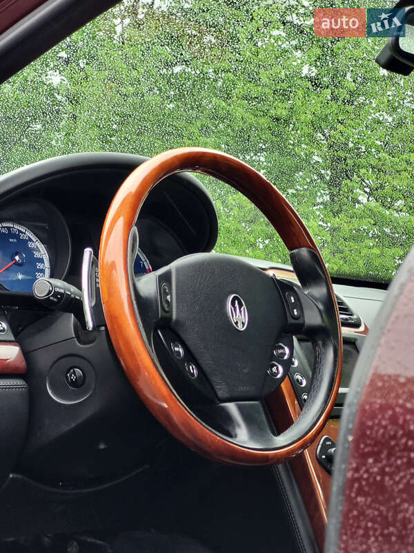 Седан Maserati Quattroporte 2006 в Сумах