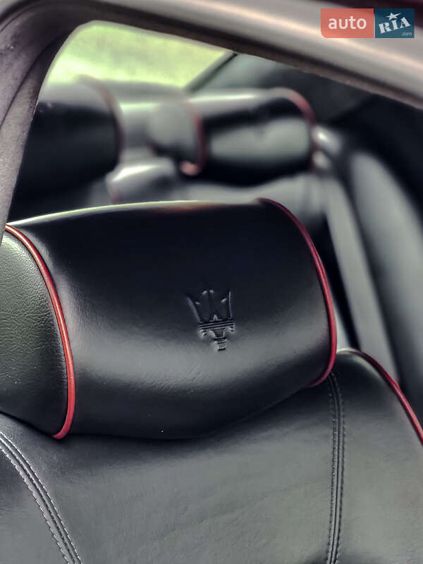 Седан Maserati Quattroporte 2006 в Сумах