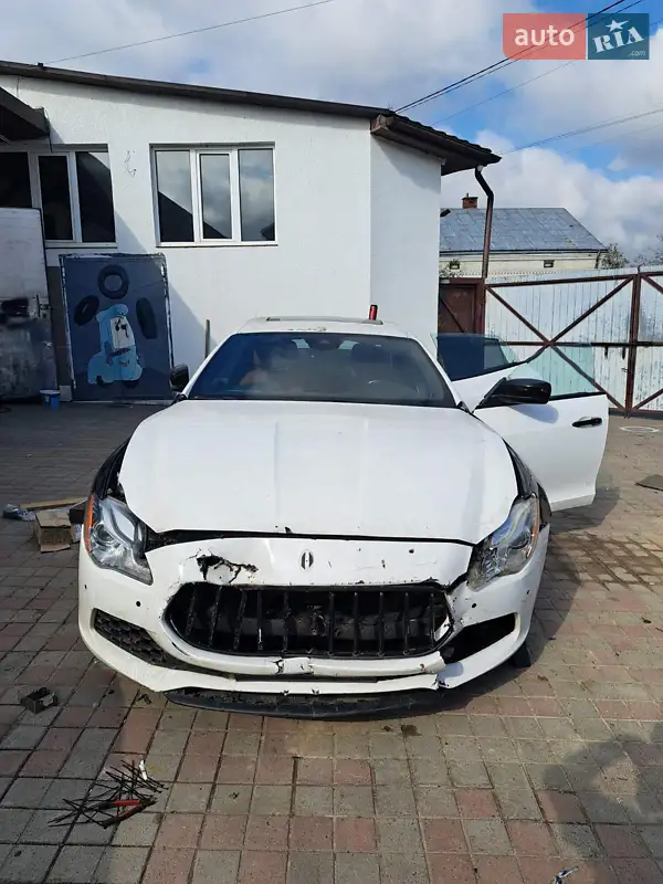 Maserati Quattroporte 2014