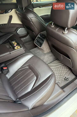 Седан Maserati Quattroporte 2013 в 