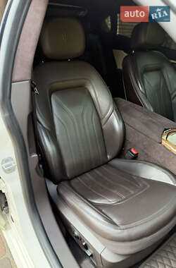 Седан Maserati Quattroporte 2013 в 