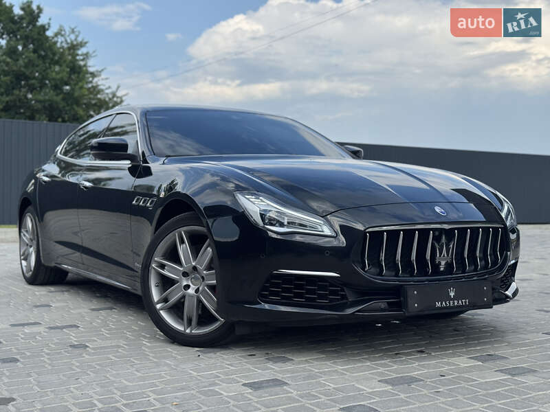 Maserati Quattroporte