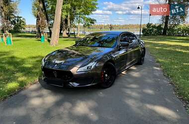 Седан Maserati Quattroporte 2018 в Києві