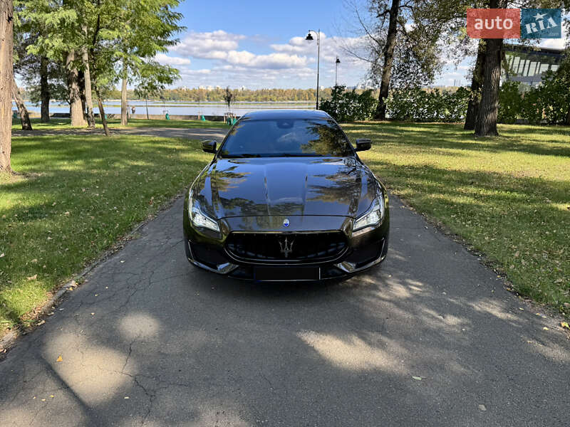 Седан Maserati Quattroporte 2018 в Киеве