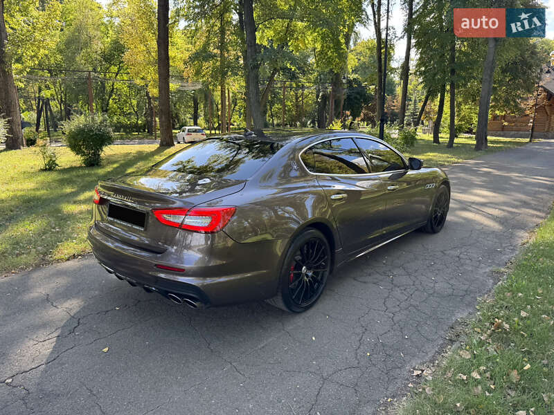 Седан Maserati Quattroporte 2018 в Киеве