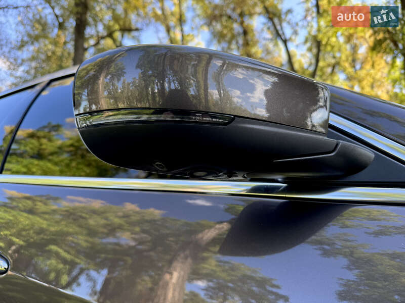 Седан Maserati Quattroporte 2018 в Киеве