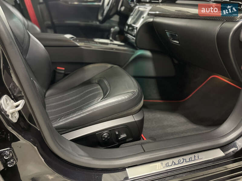 Седан Maserati Quattroporte 2013 в Киеве фото 33 Седан Maserati Quattroporte 2013 в Киеве