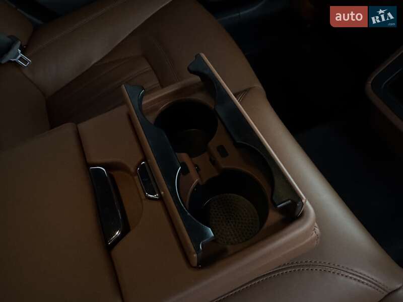 Седан Maserati Quattroporte 2015 в Киеве