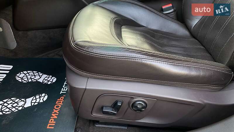 Седан Maserati Quattroporte 2013 в Виннице